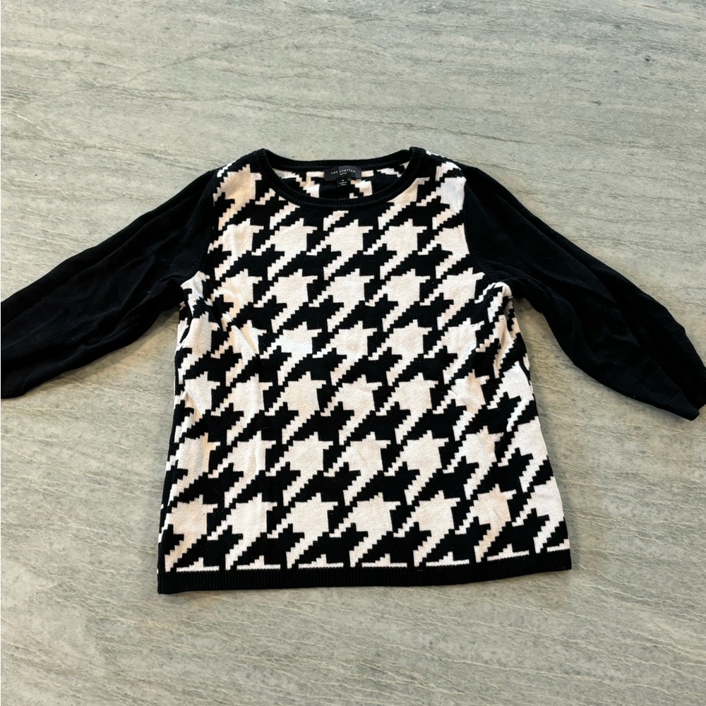 Sweater - Picture 2 of 4